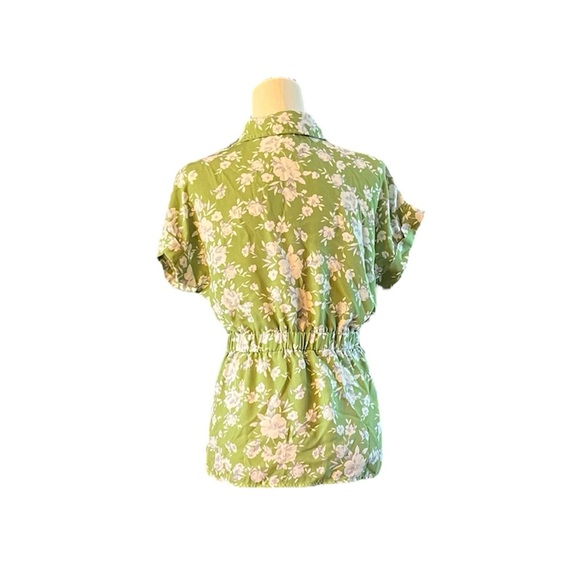 L.I.F.E. Floral Top - Picture 2 of 5